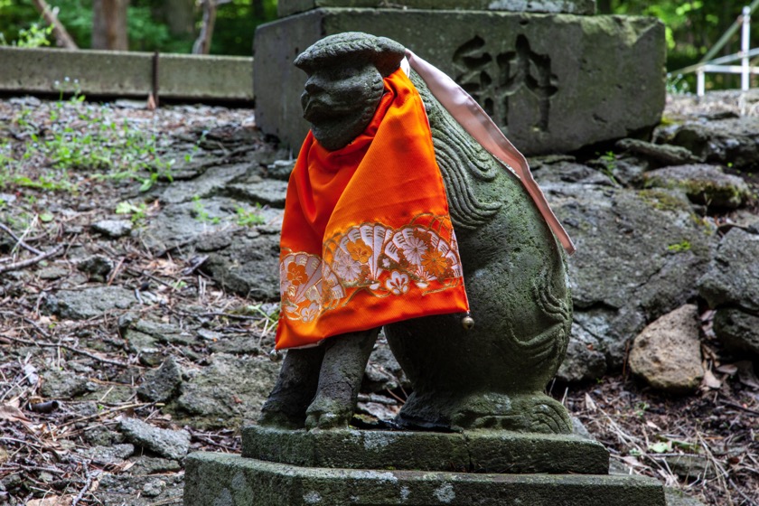 崎守神社のお猿様（室蘭市）