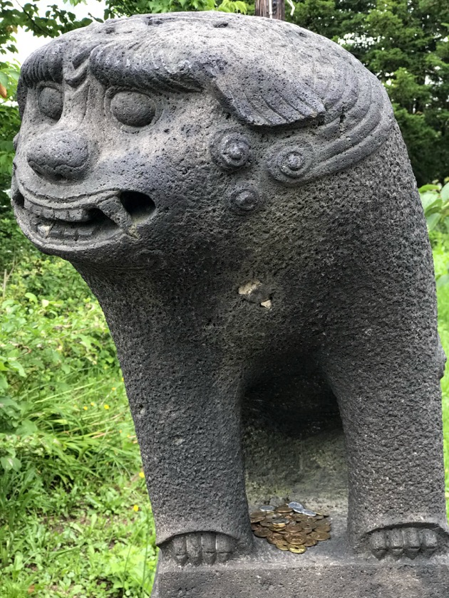 江部乙神社「笑う狛犬」